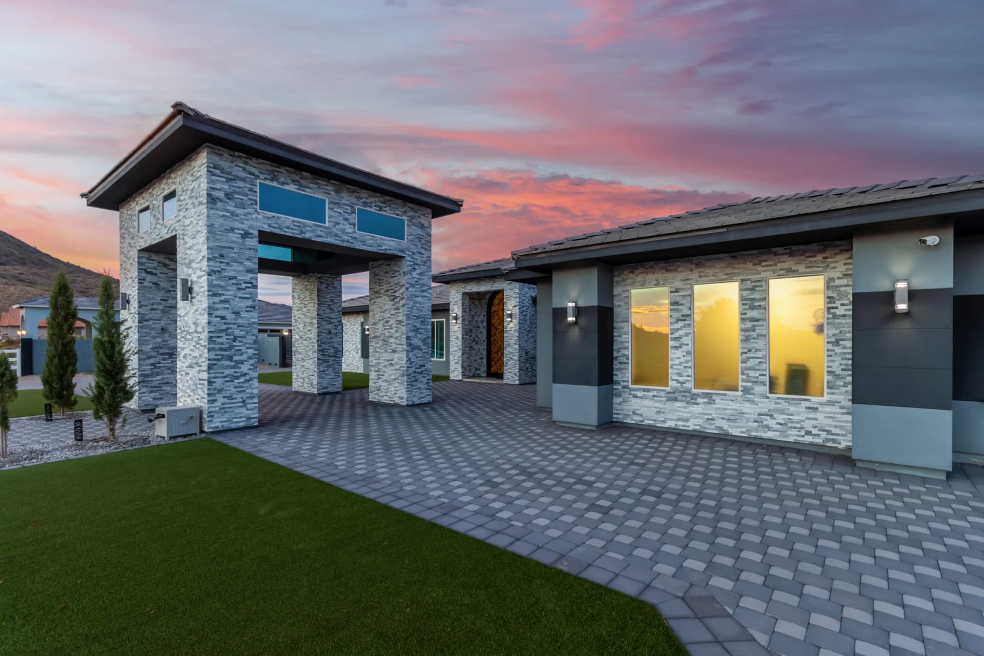 05 - Quartz Rock.jpg